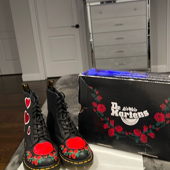 Dr. Martens Shoes - Brand new women black with hearts size 7